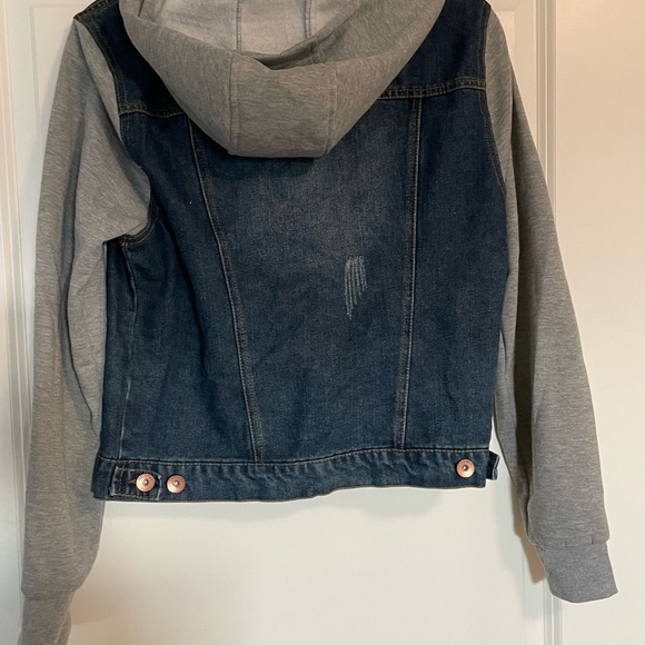 New jacket - Picture 2 of 2